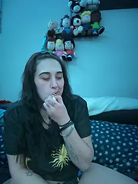 Snapshot of ThicBunz chatting on 8, 2, 2026 ThicBunz online show from 8, 2, 2026