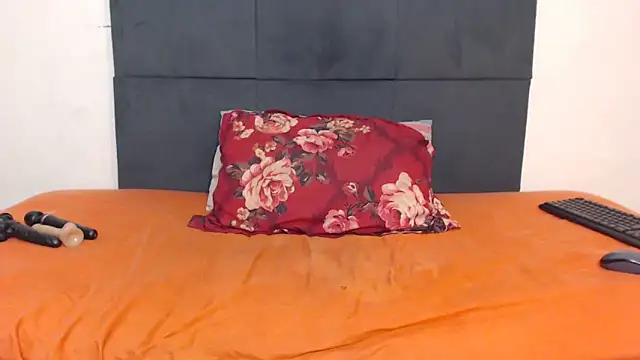 CANDY-X-LOVE-xx online show from 19, 2, 2025