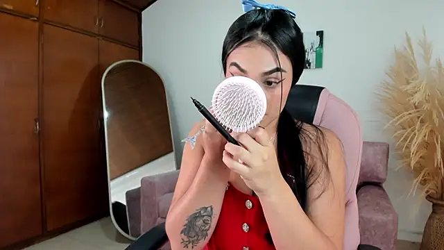 Snapshot of Alheli_16 chatting on 14, 2, 2026 Alheli 16 online show from 14, 2, 2026