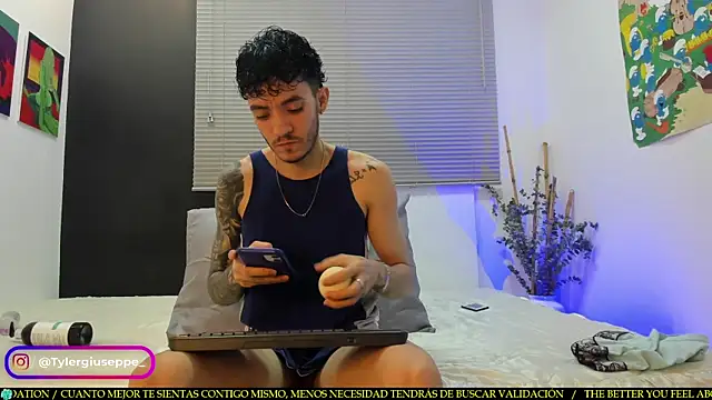 Tylergiuseppe  online show from 14, 2, 2025