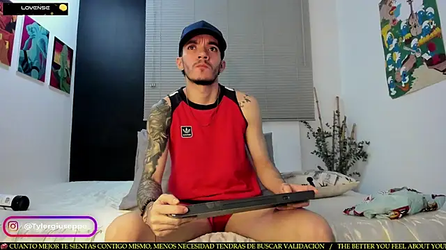 Tylergiuseppe  online show from 22, 2, 2025