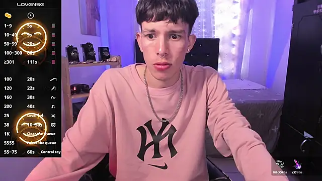 Snapshot of DominicPrince chatting on 3, 12, 2024 DominicPrince online show from 3, 12, 2024