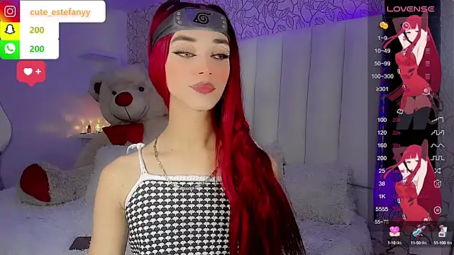 cute-estefany-19 online show from 21, 12, 2024