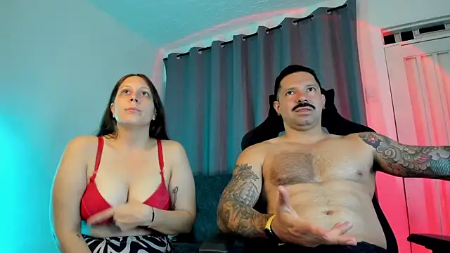 FreeLoveCouple online show from 12, 9, 2025