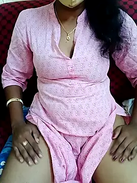Snapshot of anisha91 chatting on 1, 2, 2025 anisha91 online show from 1, 2, 2025