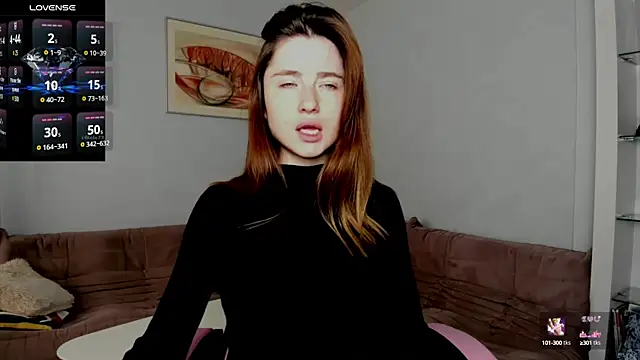 Snapshot of Luxuryalma chatting on 6, 10, 2025 Luxuryalma online show from 6, 10, 2025