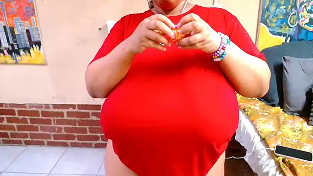 CurvyAfricanGoddess online show from 4, 12, 2025