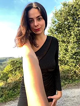 Alicia Hot1 online show from 24, 9, 2025