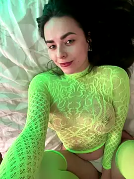 Alicia Hot1 online show from 19, 12, 2025