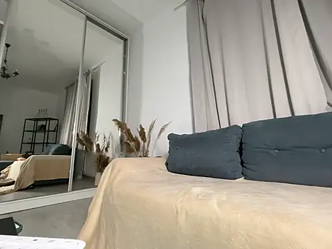 Kat kate online show from 10, 2, 2025