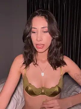 Snapshot of Sophiehii chatting on 5, 3, 2025 Sophiehii online show from 5, 3, 2025