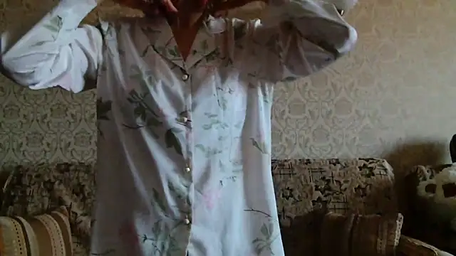 Snapshot of Elegant00Lady chatting on 25, 10, 2025 Elegant00Lady online show from 25, 10, 2025