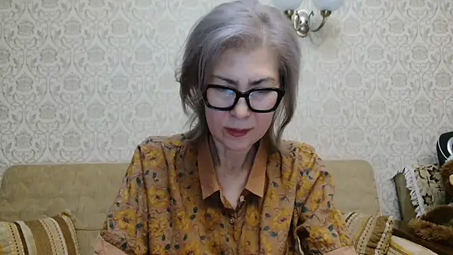 Snapshot of Elegant00Lady chatting on 4, 11, 2025 Elegant00Lady online show from 4, 11, 2025