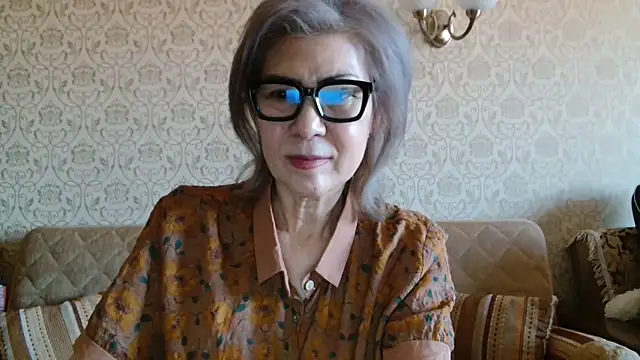 Snapshot of Elegant00Lady chatting on 9, 11, 2025 Elegant00Lady online show from 9, 11, 2025