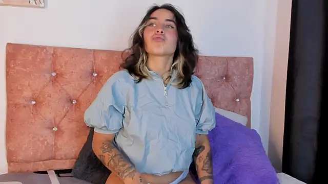 riley colors online show from 4, 3, 2025