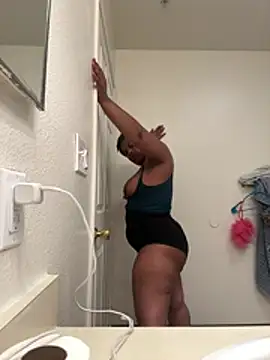 Prettynthick12 online show from 30, 5, 2026