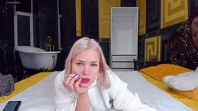 LIA KITTY online show from 10, 12, 2024