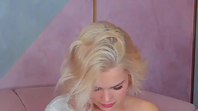 LIA KITTY online show from 19, 12, 2024
