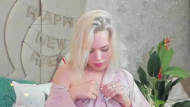 LIA KITTY online show from 1, 1, 2025