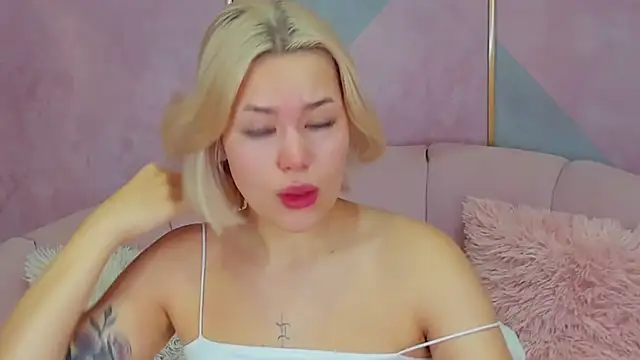 LIA KITTY online show from 3, 2, 2025