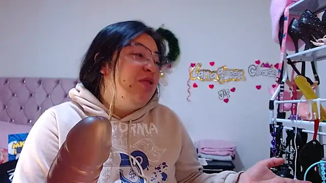 lanaqueen699 online show from 12, 3, 2026