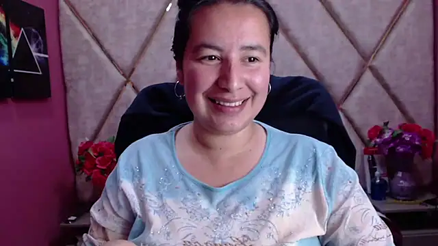 Snapshot of NaomyPrinces chatting on 21, 12, 2024 NaomyPrinces online show from 21, 12, 2024