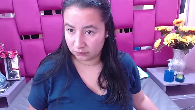 Snapshot of NaomyPrinces chatting on 8, 1, 2025 NaomyPrinces online show from 8, 1, 2025