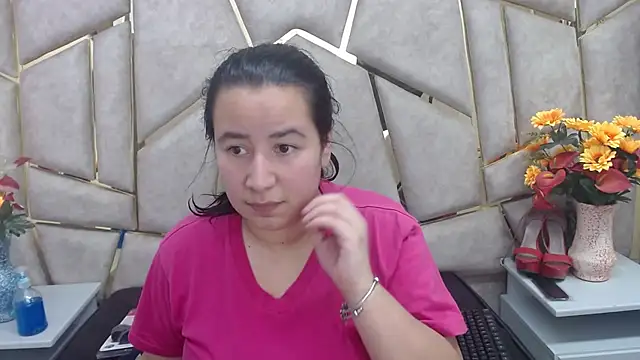 Snapshot of NaomyPrinces chatting on 27, 1, 2025 NaomyPrinces online show from 27, 1, 2025