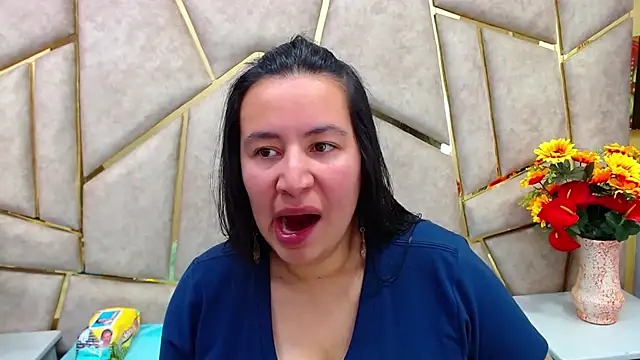 Snapshot of NaomyPrinces chatting on 8, 2, 2025 NaomyPrinces online show from 8, 2, 2025