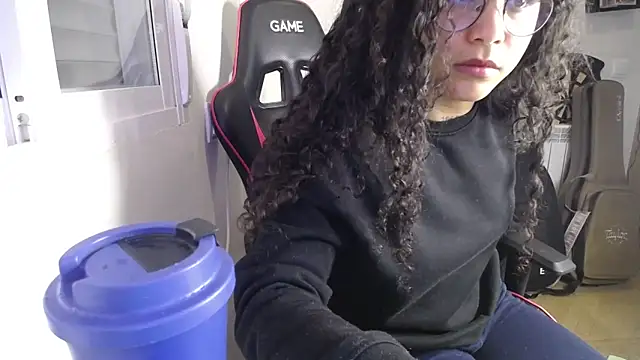 Snapshot of Ama_music chatting on 1, 2, 2026 Ama music online show from 1, 2, 2026