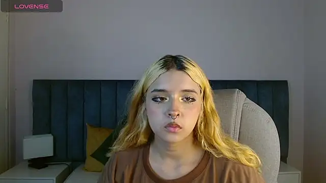 april bunnyy online show from 24, 12, 2024