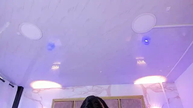 Larabrooks online show from 9, 5, 2026