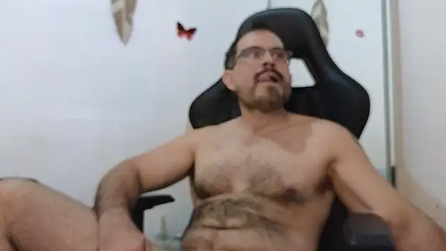 Snapshot of SbasTone_Muscle chatting on 17, 2, 2026 SbasTone Muscle online show from 17, 2, 2026