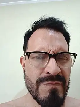 Snapshot of SbasTone_Muscle chatting on 13, 7, 2026 SbasTone Muscle online show from 13, 7, 2026