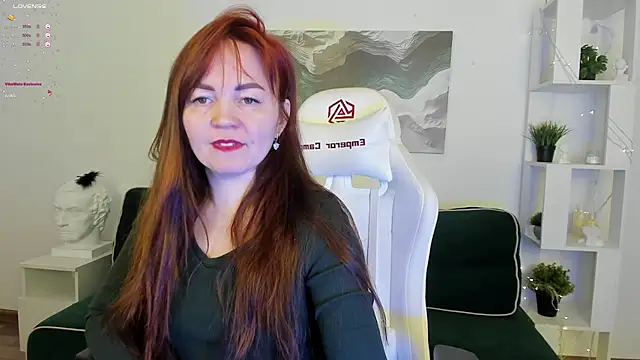 VanessaSmuth online show from 15, 3, 2025