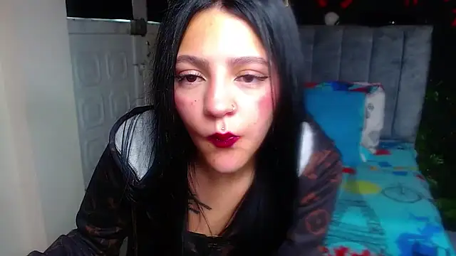 Violettasquirt online show from 22, 5, 2026