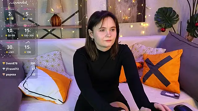 CiriRianonn online show from 12, 12, 2024