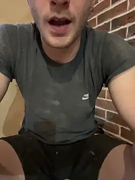 red red00 online show from 3, 11, 2025