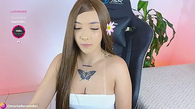 Mariafer05 online show from 9, 1, 2025