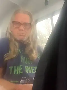 Snapshot of longhairjim chatting on 14, 2, 2025 longhairjim online show from 14, 2, 2025