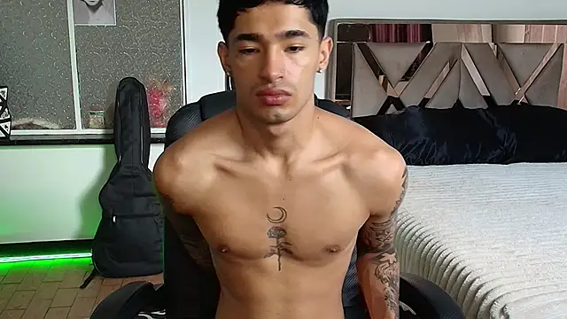 Snapshot of Damon__333 chatting on 22, 9, 2025 Damon  333 online show from 22, 9, 2025