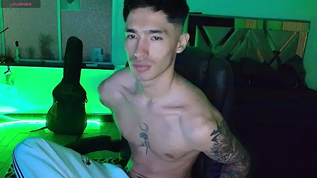 Damon  333 online show from 2, 11, 2025