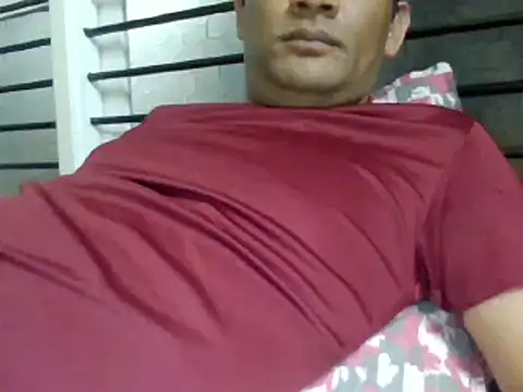 Snapshot of NiceBoy9099 chatting on 12, 1, 2025 NiceBoy9099 online show from 12, 1, 2025