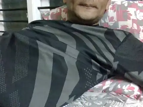 Snapshot of NiceBoy9099 chatting on 3, 2, 2025 NiceBoy9099 online show from 3, 2, 2025