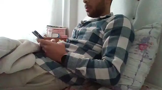 Snapshot of Crazyturko07 chatting on 15, 2, 2025 Crazyturko07 online show from 15, 2, 2025