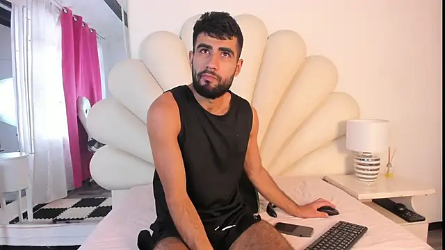 Snapshot of Ethan__Walker chatting on 31, 1, 2025 Ethan Walker online show from 31, 1, 2025