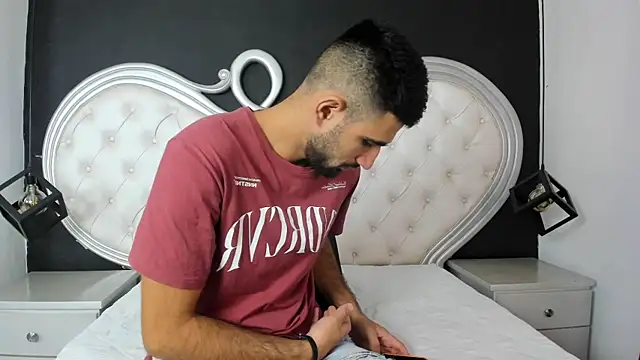 Snapshot of Ethan__Walker chatting on 25, 2, 2025 Ethan Walker online show from 25, 2, 2025