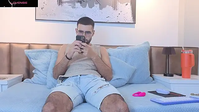 Ethan  Walker online show from 19, 3, 2026