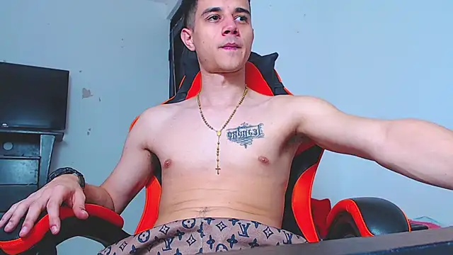 ADAM HOT online show from 19, 12, 2025