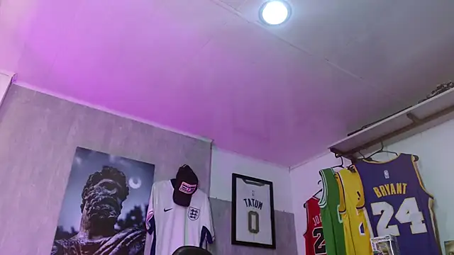 Hendry  online show from 18, 12, 2025